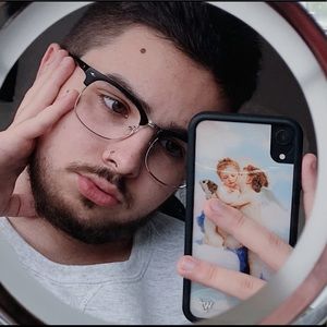 Meet your Posher, Dylan